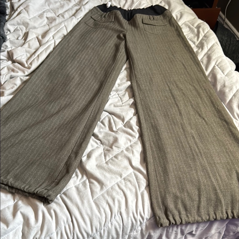 Tan Wide Leg Pants with Relaxed Fit and Casual Style